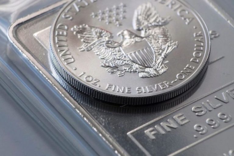 Silver Price Update: Q1 2025 in Review